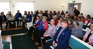 Pellon helluntaiseurakunnan rukoushuone tyttyi kuulijoista Lappi-mission tilaisuudessa. Kuusi ihmist teki uskonratkaisun.
