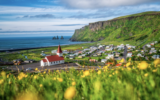 Islannin helluntaiseurakuntiin kuuluu noin 2 000 jsent, mik tekee helluntailaisuudesta maan suurimman evankelisen liikkeen. (Shutterstock) 