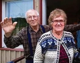 Ilmari ja Aune Kurki tulivat uskoon 60-70-lukujen vaihteessa ja olivat osa nuorisohertyst, joka synnytti Muonion helluntaiseurakunnan.