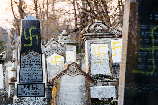 Hakaristein therretty juutalainen hautausmaa Ranskassa lhell Strasbourgia. Kuva viime helmikuulta. Kuva: Shutterstock